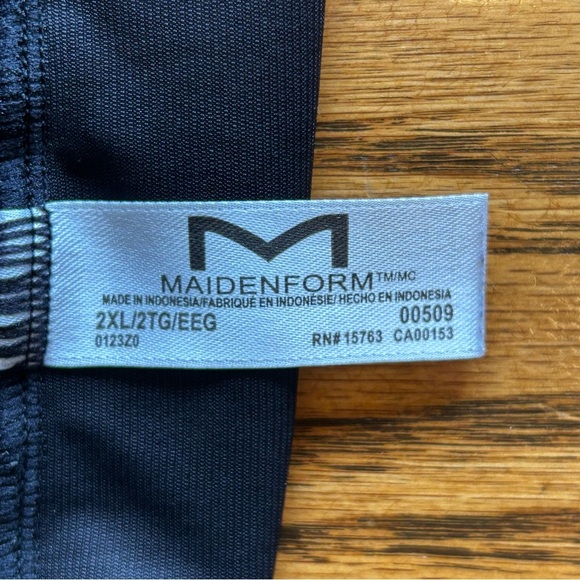 Maidenform Black Shapewear Camisole Padded Bra Adjustable Straps Size 2XL - Picture 5 of 6